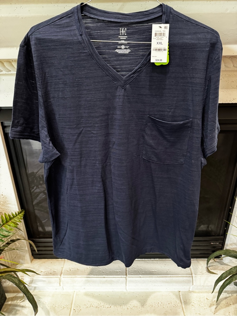 🆕 INC International Concepts Men's Dark Navy V-Neck Pocket Tee